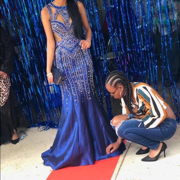 Prom dress ! - Picture 1 of 5